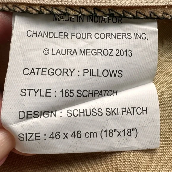 Chandler 4 corners wool hooked pillow with insert - Picture 3 of 12